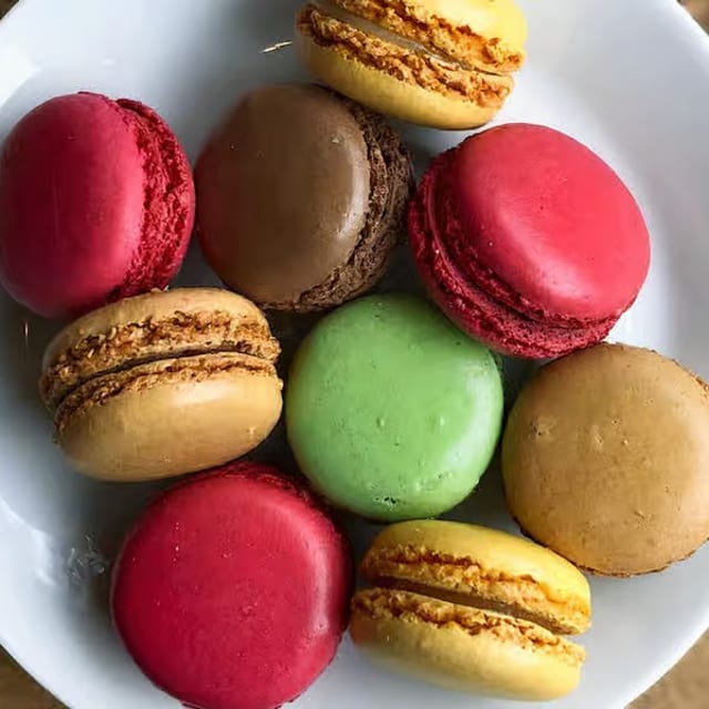 Macaroons.
